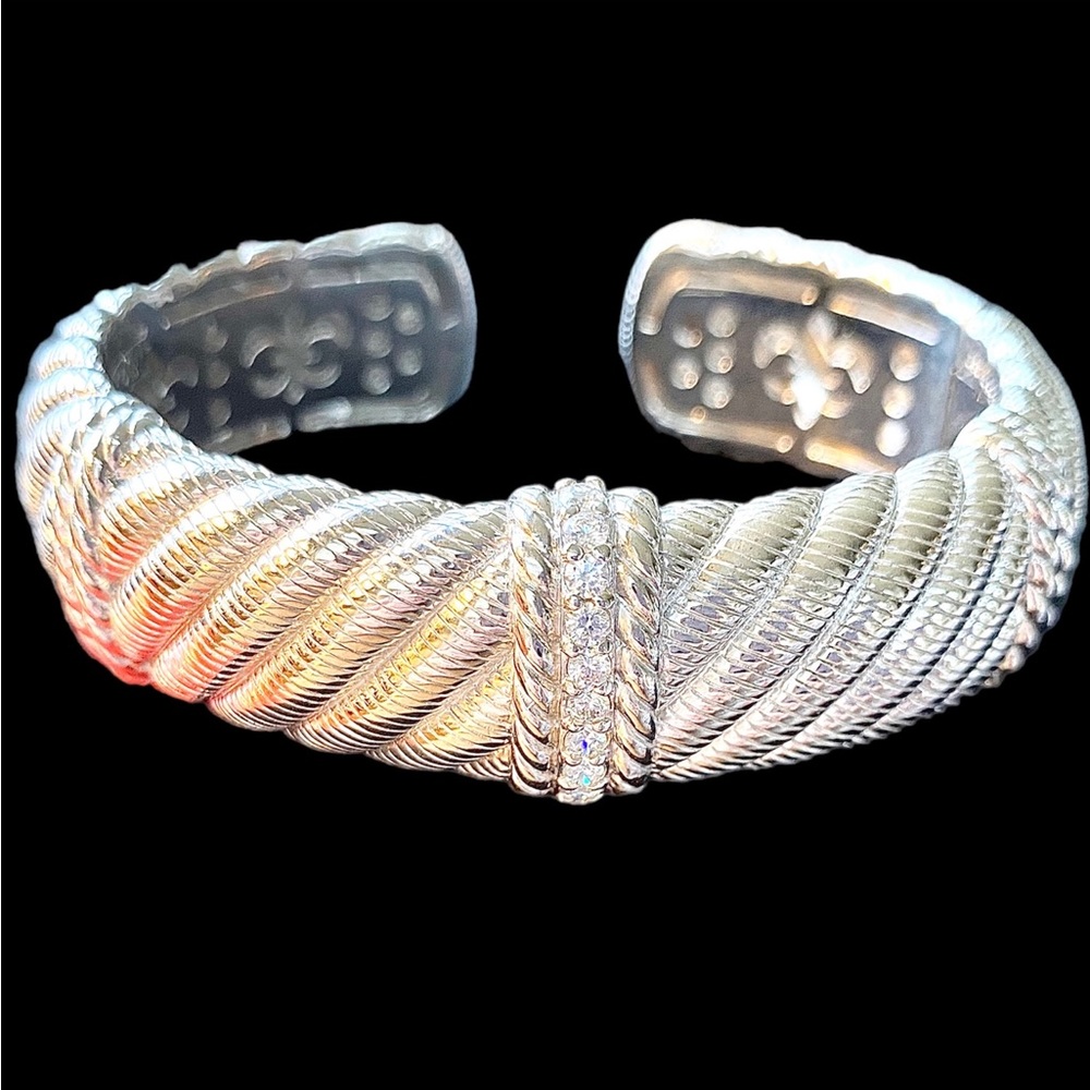 Judith Ripka, sterling silver cuffed hinged bracelet with diamonique sparkle